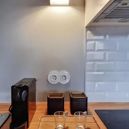 Charming Loft With Mezzanine In The Center Апартаменты